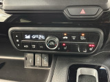 フロント両席にはシートヒーターが付いています!寒い日に便利な装備ですね。