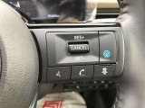 注目の【プロパイロット】付き!前を走行している車との車間距離を把握して、減速や停車をしたり前進したりを自動で促してくれます!高速道路などではハンドルも自動で支援!