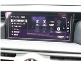 お車選びをお楽しみ頂けるよう、在庫車の展示スペースを十分に確保しております。