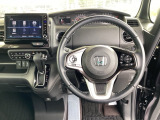 【Honda SENSING】いつもの道で、高速道路などで、安心・快適な運転を支援します。先進の安全運転機能システム搭載。