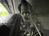 お車を安心してお乗りいただく為には、足回りの定期点検が欠かせません。サービスサポート(有償保証)では無料点検もご提供しており、安心のカーライフをお過ごしいただけるサポート体制が整っています。