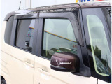 内外装クリーニングが実施されますので、気持ち良く新しいカーライフがスタートできます