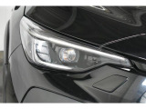 LEDヘッドライトで夜間の運転も安心です