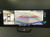 360&deg;ビューモニターでは前後左右4つのカメラ映像をさまざまな走行状況に応じて切り替えてセンターディスプレイに表示することで、駐車時や狭い道でのすれ違い時、見通しの悪い交差点進入時でも安心感を高めます