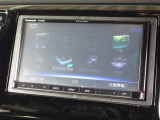 ナビゲーションはパナソニックSDナビを装着しております。AM、FM、CD、DVD再生、Bluetooth、音楽録音再生、ワンセグTVがご使用いただけます。初めて訪れた場所でも安心ですね!