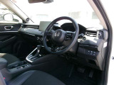 機能的にまとめられた運転席回り。運転しやすさにこだわりました。