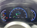 【スピードメーター】メーターがシンプルで見やすく運転しやすいですね!