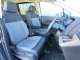 運転席の高さを変更できるので、体格に合わせた位置で運転できます!