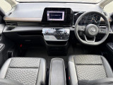 セレナ 1.4 e-4ORCE ハイウェイスターV 4WD 4WD 修復歴無し