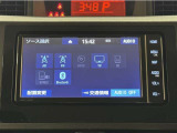 Bluetooth対応、CD/DVD再生機能付き。お好きな音楽を聴きながらのドライブは楽しいですよね〜♪