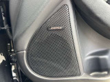 BOSEスピーカー搭載ですので、お気に入りの音楽を聴きながら、ドライブをお楽しみください