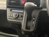 当店でご購入頂いた車両は全車車検整備又は法定12か月点検を行い、エンジンオイル・オイルフィルター・フロントワイパーゴム・バッテリーの交換を行っています、整備費用は本体に含まれてますので安心ですよ♪