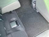 この度は、当店のお車をご覧いただきまして誠にありがとうございます。当店では全国販売・納車も行っております。県
