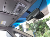 Hondaセンシング搭載!ミリ波レーダーと単眼カメラで、クルマの前方の状況を認識。ブレーキやステアリングの制御技術と協調し、安心・快適な運転や事故回避を支援する先進のシステムです!