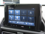 ホンダ純正8インチディスプレイオーディオ(LX-240ZFE)が装着されております。AM、FM、Bluetoothがご使用いただけます。