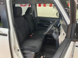 運転席広々