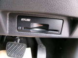 ETCがあれば高速道路もスムーズですよね!料金所で止まることなくスイスイ行けますよ!