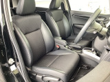シートはフィット性も良く、楽な運転姿勢を保てます。