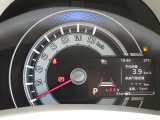 撮影時の走行距離数は5キロです。点検整備を実施してのお納車となります。