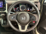 【Honda SENSING】衝突被害軽減ブレーキ〈CMBS〉、ACC〈アダプティブ・クルーズ・コントロール〉、LKAS〈車線維持支援システム〉、誤発進抑制機能、等で安全運転のサポートをします!