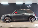 気密性の高いMINIは外観のかわいらしさとは裏腹に、外の雑音を遮り、高級感のある快適なドライブをお楽しみいただけます。