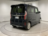 自動車保険・JAFも取り扱っております。また、お客様のご希望で保証延長(有償・一部の車種では取り扱いできません)もご準備しております。