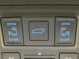 【パワーバックドア】スマートキーや運転席のボタンを押すだけでリアゲートが自動で開閉します!荷物を持っている時や、高い位置にあるバックドアを閉める際に便利な機能です♪
