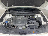 【エンジンルーム】エンジンの調子は良好です!ご納車前にはしっかりとオイル交換・その他油種類の点検補充をさせて頂きます。また、ガリバーでは修復歴のある車は販売いたしません。