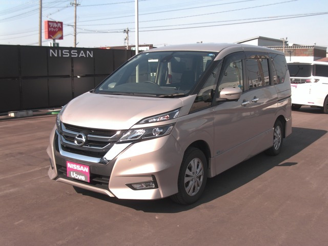 日産 セレナ 