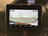 【バックモニター】駐車時に後方がリアルタイム映像で確認できます。駐車時や、夜間のバック時に大活躍♪