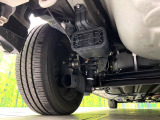 お車を安心してお乗りいただく為には、足回りの定期点検が欠かせません。サービスサポート(有償保証)では無料点検もご提供しており、安心のカーライフをお過ごしいただけるサポート体制が整っています。