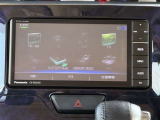 ナビにBluetoothやフルセグ機能搭載してます。