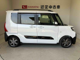 車両右側面からの写真になり。車をご覧になりたい時はお気軽に最寄りの店舗へご相談下さい。