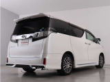 当店では、厳選された車両のみ展示しております。アルファード・ヴェルファイアに特化した専門店ならではの豊富な在庫の中から、お気に入りの一台をお探しください!