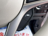 [車線逸脱支援機能]道路の中央を通るようにステアリングの操作をアシストしてくれます!