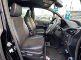 ドライバーによって運転しやすいポジションは異なり、あの車はどうなのか不安なこともありますよね。気になるお車は店頭で乗り込んでご確認いただけます♪