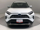 「フロントマスク」です。車の印象を決めるのは【顔】。この車の顔つきは、きっとあなたにピッタリ!?