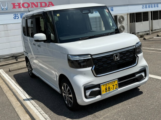 N-BOXカスタム カスタム 660 4WD