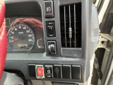 エルフ  3.0 ダブルキャブ フルフラットロー ディーゼルターボ 4WD