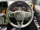 【純正革巻きステアリング】上質な革を使用することで、手にしっかり馴染みとても運転しやすいハンドルです♪