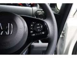Hondaセンシングの機能のひとつ、アダプティブクルーズコントロール付!アクセルから足を離しても設定したスピードと前車との車間を保ち走行してくれます!車線維持もアシスト☆高速道路で疲労軽減ですね☆