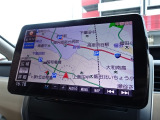 お車選びをお楽しみ頂けるよう、在庫車の展示スペースを十分に確保しております。