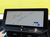 ディスプレイオーディオ(コネクティッドナビ対応)PLUS搭載。Tコネクトご契約で2030年11月まで無償で利用できるナビ(期限到来後は有償)と、解約後も利用できる車載ナビが搭載されています。