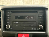 ラジオ付きCDデッキは車内をにぎやかにしてくれます