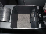 ☆この車はトヨタ認定中古車です☆  3つの安心をあなたに、 1・まるごとクリーンニング♪  2・車の品質が一目でわかる車両検査証明書付き♪ 3・購入後も安心のロングラン保証付きです♪