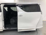 納車後は、無料1か月点検も行っております。実際に乗ってみて、気になることがあればお申しつけください。