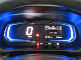 燃費のいい運転をするとイルミネーションがブルーからグリーンへ変化します。楽しくエコドライブできます。