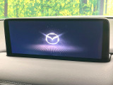 【メーカー純正ナビ】インテリアに溶け込むスタイリッシュな「専用設計」メーカーナビを装備♪視認性や操作性など基本性能にも優れ、より上質なカーライフをお楽しみいただけます。