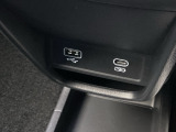この度は、当店のお車をご覧いただきまして誠にありがとうございます。当店では全国販売・納車も行っております。県