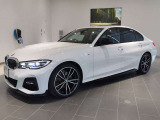 群馬BMWプレミアムセレクション前橋は認定中古車販売のスペシャリストとして品質へのこだわり、特に喫煙歴の無いだれもが気持ちよく購入検討いただける車両を展示しております。遠方からもお問い合わせください。